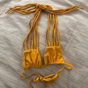 STONE FOX SWIM bikini top size small